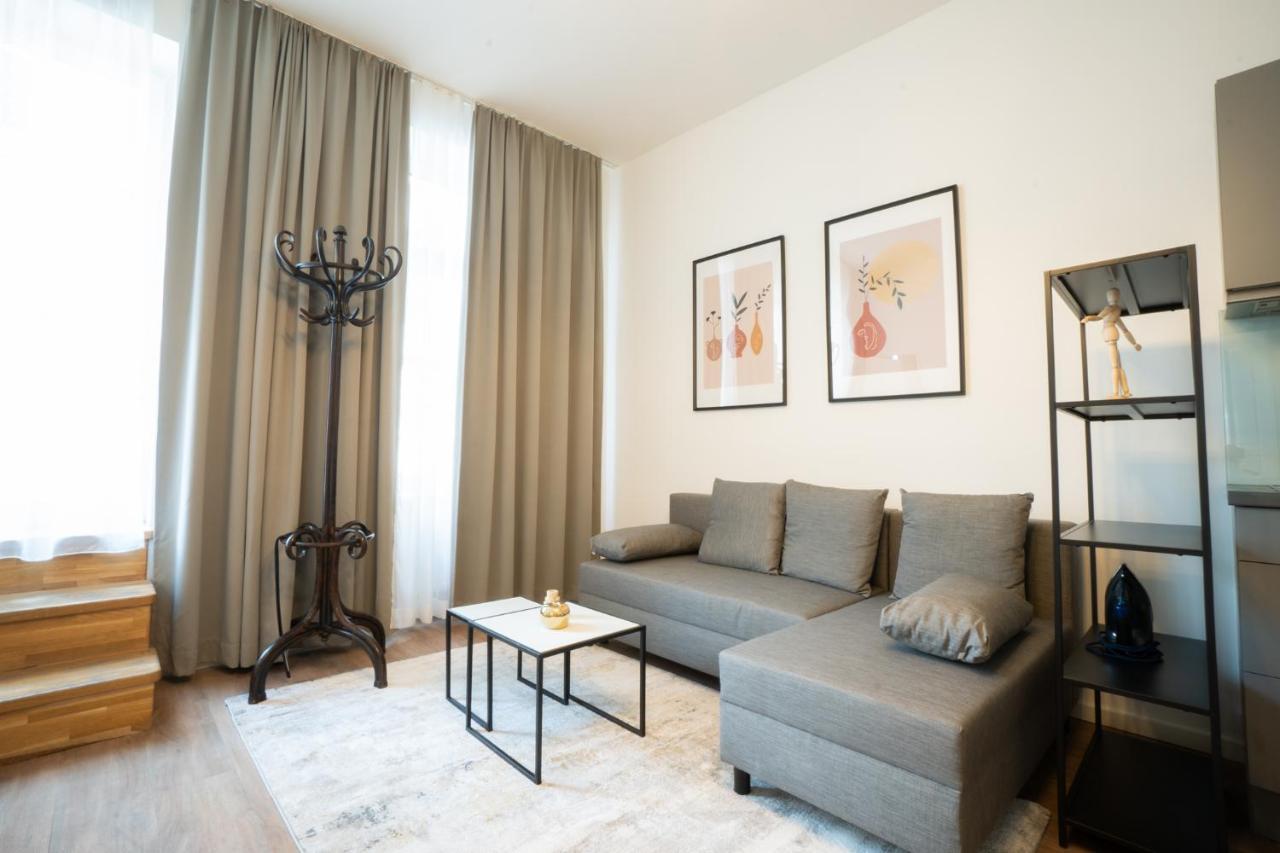 Spacious Apartment With Huge Shared Terrace And Grill Located Between City Centre And Donau River Виена Екстериор снимка